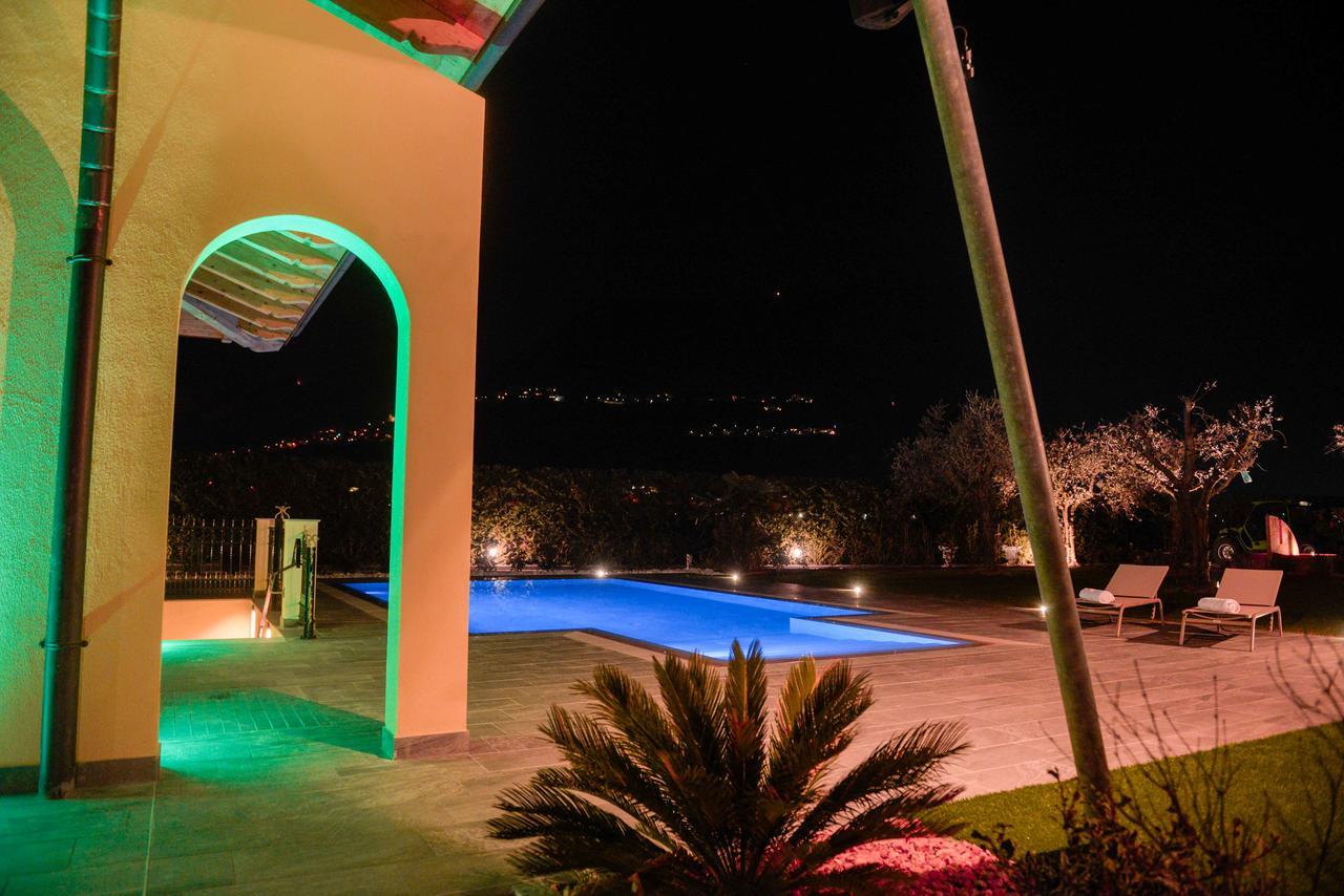 Villa Luxury House & Spa Riva del Garda Exterior foto