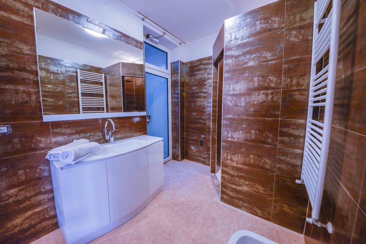 Villa Luxury House & Spa Riva del Garda Exterior foto